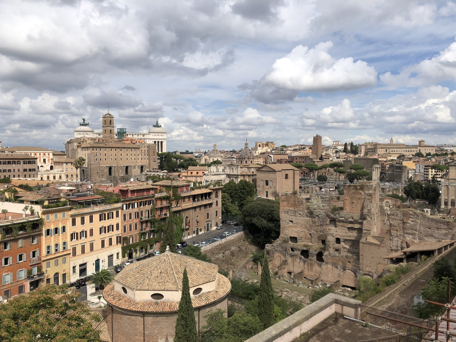 Picture Italy Rome Roman Forum 2024-09 11 - Travels Roman Forum