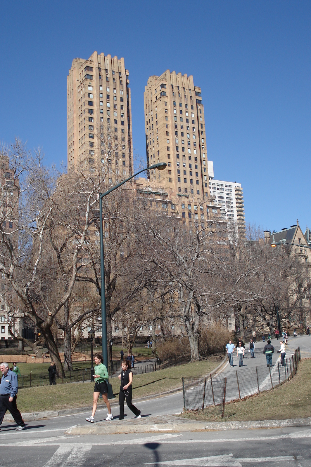 Picture United States New York Central Park 2006-03 52 - Flights Central Park