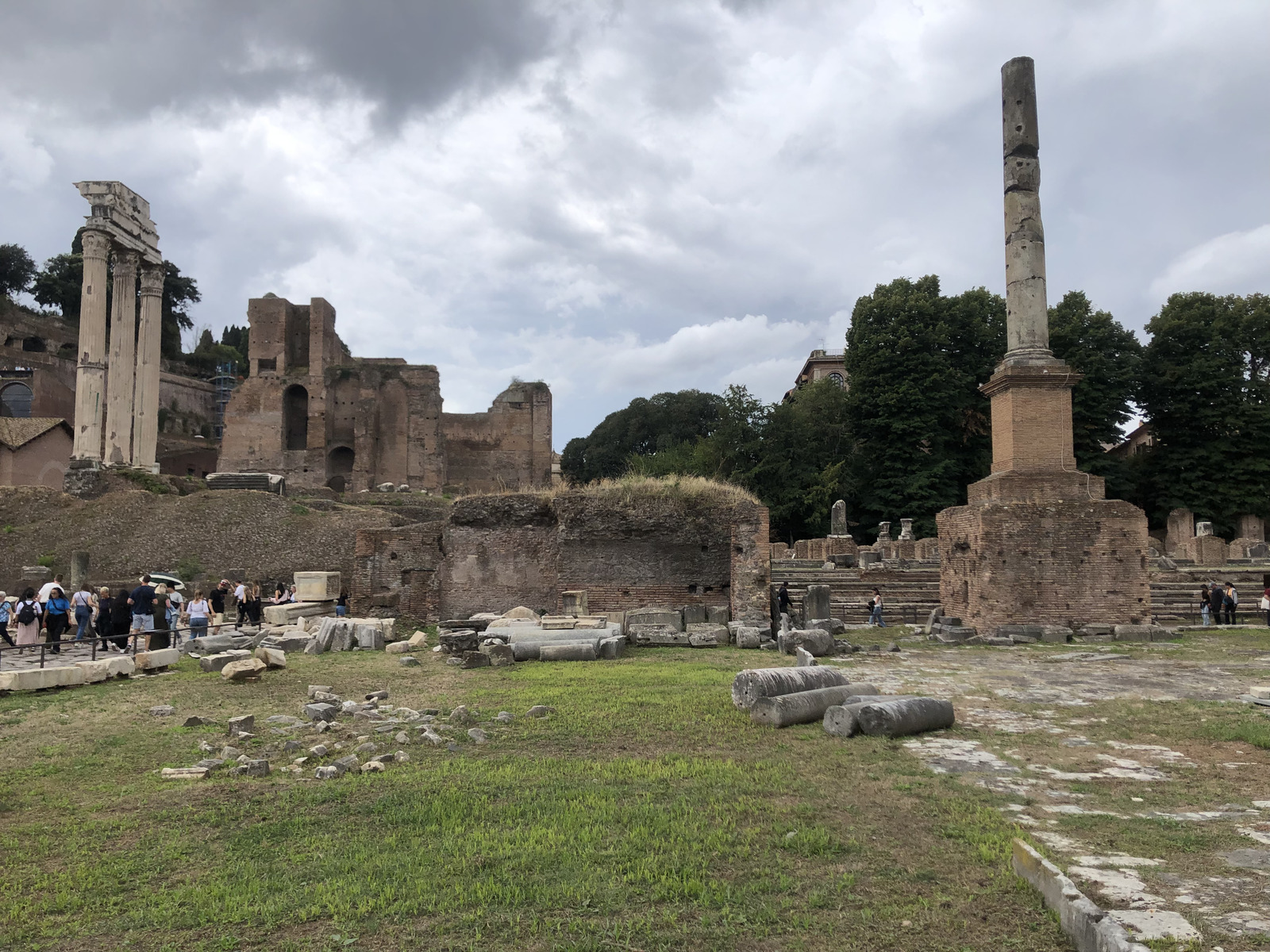 Picture Italy Rome Roman Forum 2024-09 135 - Travels Roman Forum