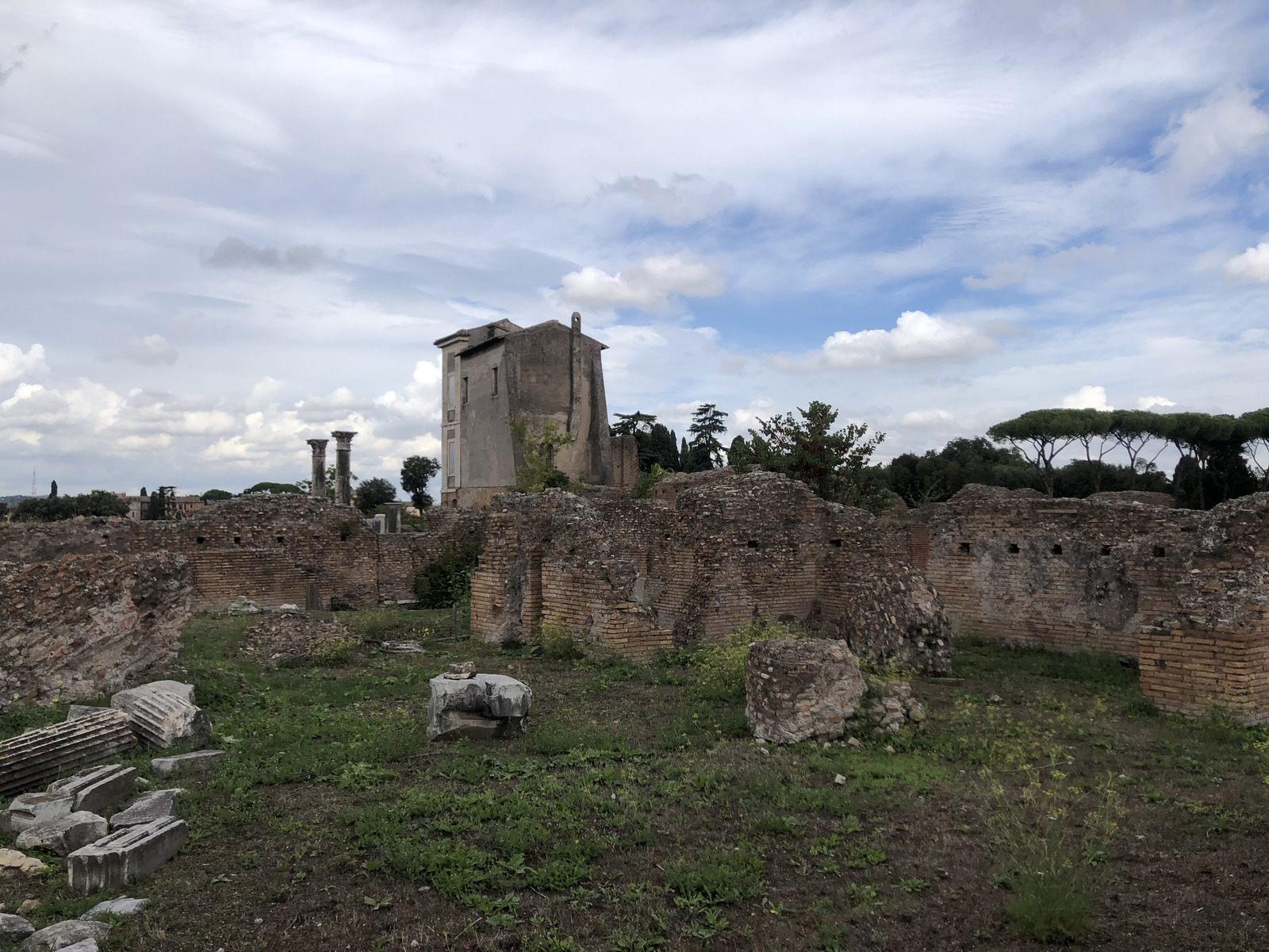 Picture Italy Rome Roman Forum 2024-09 150 - Travels Roman Forum