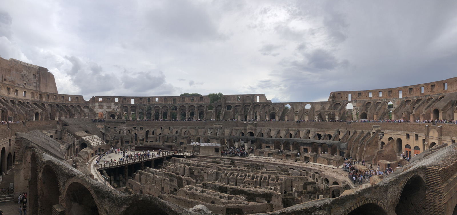 Picture Italy Rome The Colosseum 2024-09 28 - Photo The Colosseum