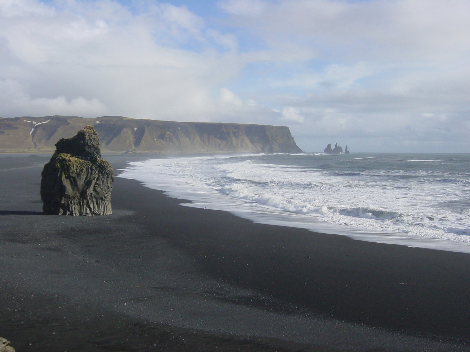Picture Iceland Dyrholaey 2003-03 11 - Perspective Dyrholaey