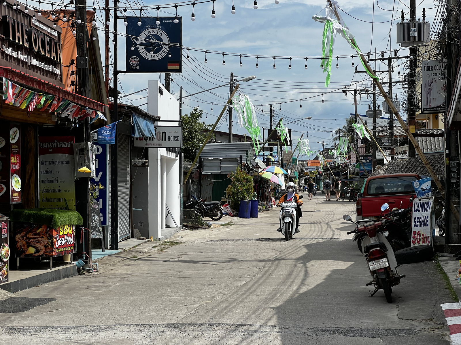 Picture Thailand Ko Lanta 2023-01 249 - Flight Ko Lanta