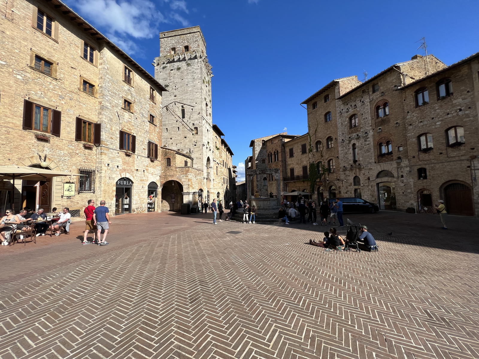 Picture Italy San Gimignano 2021-09 125 - Tourist San Gimignano