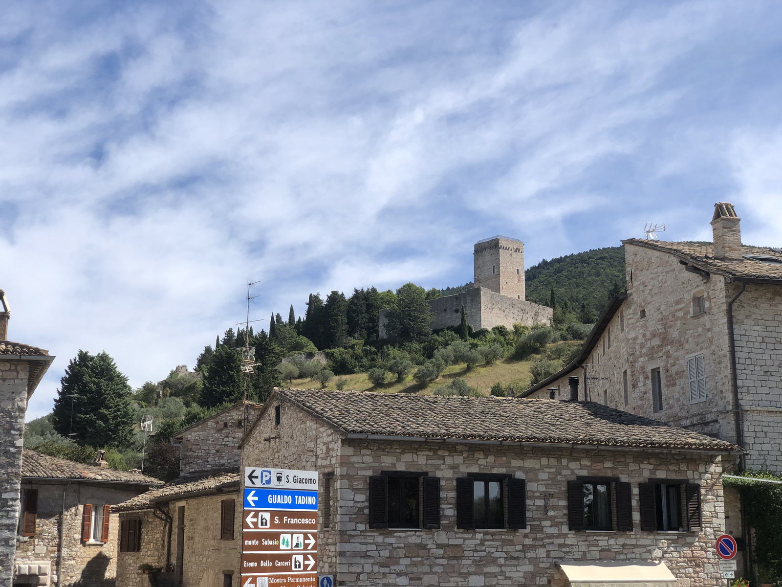 Picture Italy Assisi 2024-09 52 - Tourist Assisi