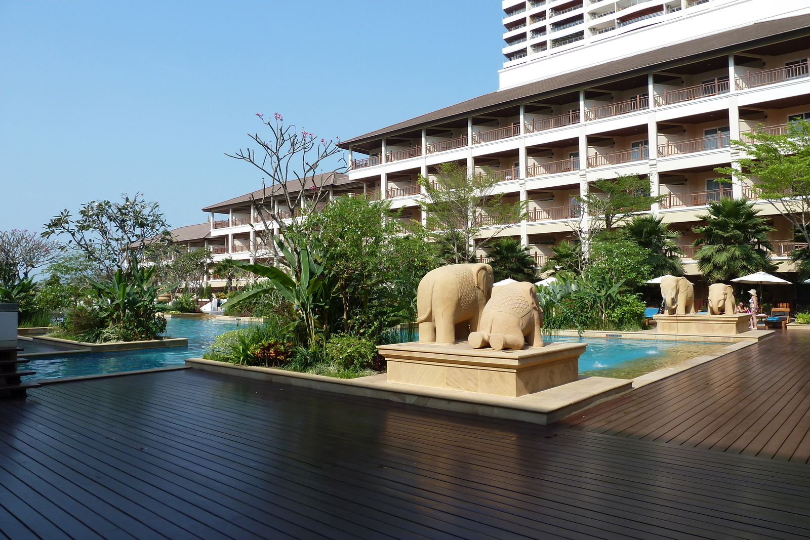Picture Thailand Pattaya Grand Heritage Hotel 2011-01 26 - Perspective Grand Heritage Hotel
