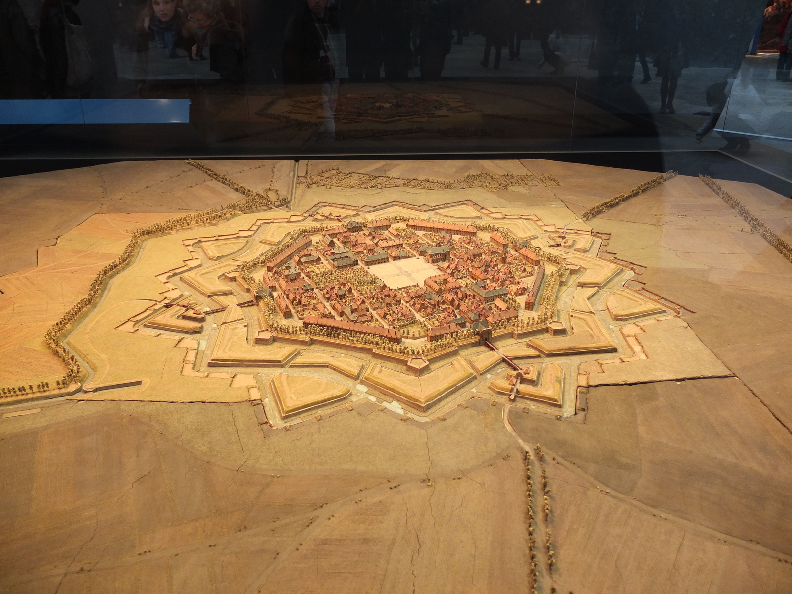Picture France Paris Grand Palais 2012-01 158 - Map Grand Palais