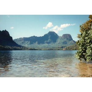 Picture Polynesia Moorea 1993-04 53 - Car Moorea