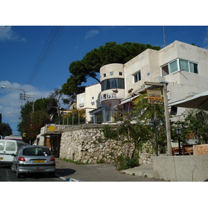 Picture Israel Haifa 2006-12 62 - Shopping Mall Haifa