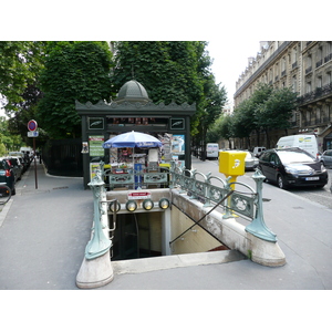 Picture France Paris Avenue Foch 2007-06 144 - Store Avenue Foch