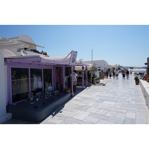 Picture Greece Santorini Oia 2016-07 100 - Perspective Oia