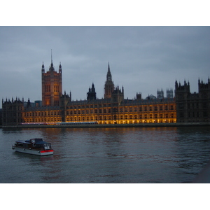 Picture United Kingdom London 2001-04 44 - Photographer London