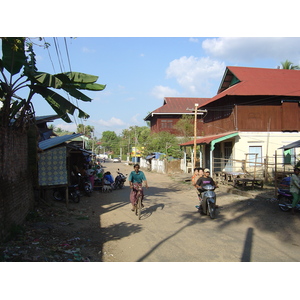 Picture Myanmar Myeik (Mergui) 2005-01 151 - Road Myeik (Mergui)