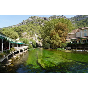 Picture France Fontaine-de-Vaucluse 2017-08 23 - Road Fontaine-de-Vaucluse