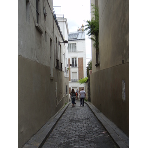 Picture France Paris 18th Arrondissement 2007-07 49 - Perspective 18th Arrondissement