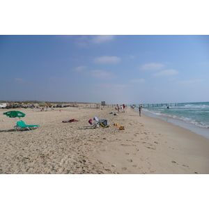 Picture Israel Rishon Le Zion Beach 2007-06 5 - Perspective Rishon Le Zion Beach