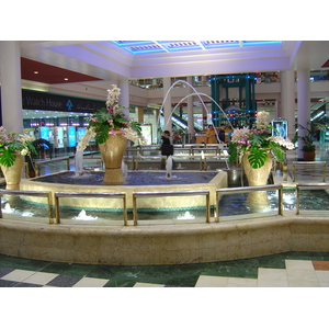 Picture United Arab Emirates Dubai 2005-03 3 - Shopping Mall Dubai