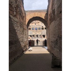 Picture Italy Rome The Colosseum 2024-09 42 - Store The Colosseum