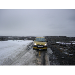 Picture Iceland Gullfoss 2003-03 18 - Car Gullfoss