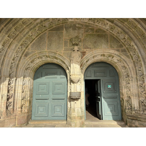 Picture France Locronan 2026-04 128 - Car Locronan