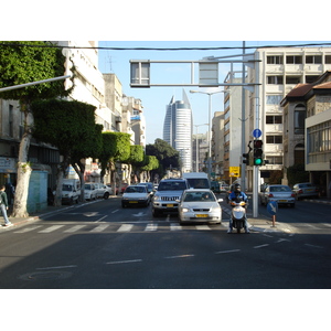 Picture Israel Haifa 2006-12 104 - Car Haifa