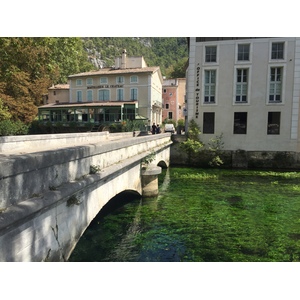 Picture France Fontaine-de-Vaucluse 2017-08 27 - Trail Fontaine-de-Vaucluse