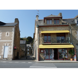 Picture France Cancale 2010-04 43 - Store Cancale