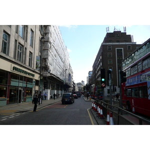 Picture United Kingdom London New Oxford Street 2007-09 17 - Perspective New Oxford Street