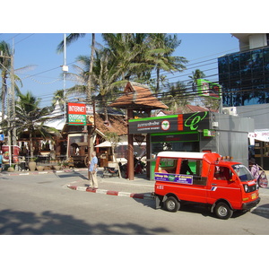 Picture Thailand Phuket Patong Beach Road 2005-12 35 - Photographer Beach Road