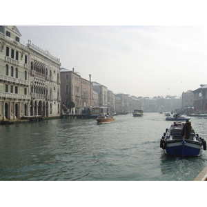 Picture Italy Venice 2005-03 5 - Flight Venice