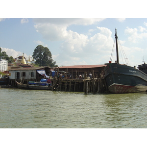 Picture Myanmar Myeik (Mergui) 2005-01 14 - Sight Myeik (Mergui)