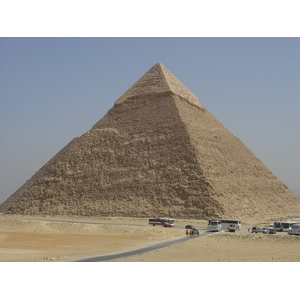 Picture Egypt Gyza Pyramids 2004-09 27 - Perspective Gyza Pyramids