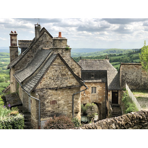 Picture France Turenne 2018-04 44 - Road Turenne