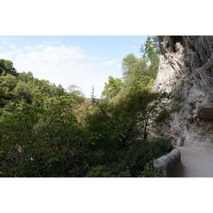 Picture France Fontaine-de-Vaucluse 2017-08 51 - Road Fontaine-de-Vaucluse