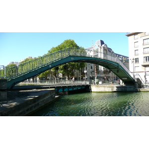 Picture France Paris Canal St Martin 2007-08 35 - Tourist Canal St Martin