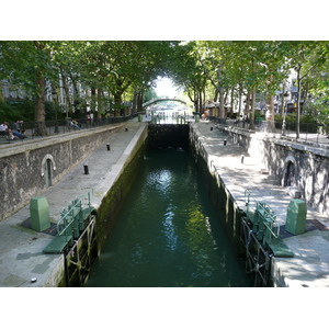 Picture France Paris Canal St Martin 2007-08 33 - Photographer Canal St Martin