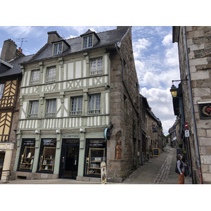 Picture France Treguier 2020-06 45 - Store Treguier
