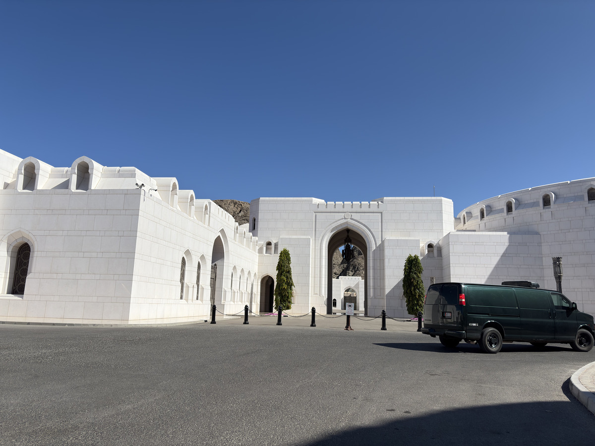 Picture Oman Mascate 2025-11 0 - Resorts Mascate