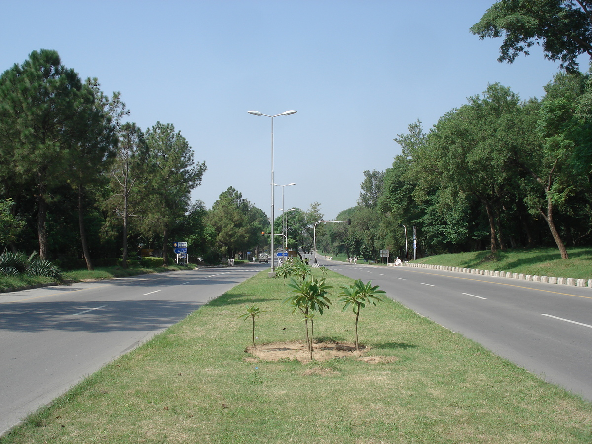 Picture Pakistan Islamabad 2006-08 99 - Transport Islamabad