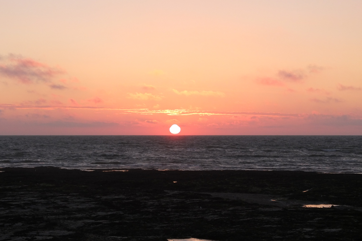 Picture France La Plaine sur mer Sunset 2012-08 38 - Monument Sunset