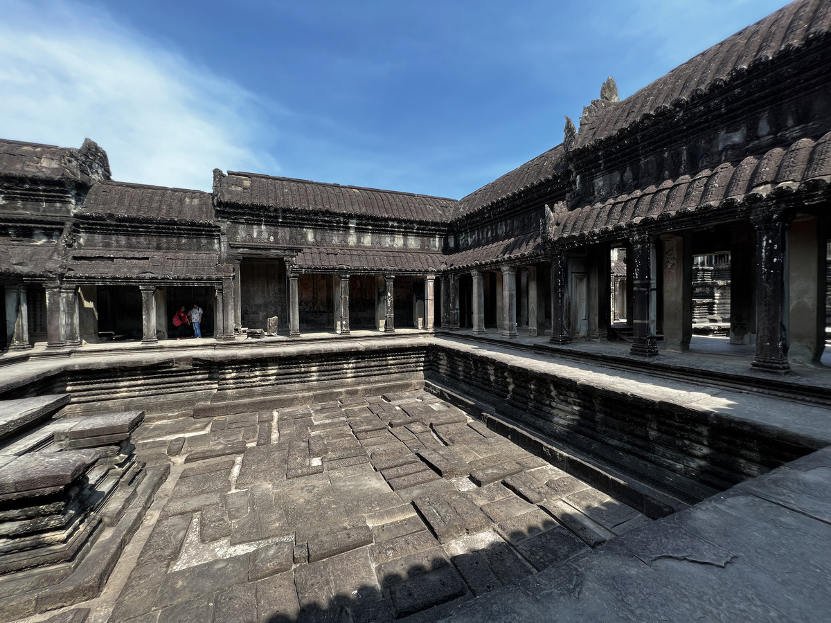 Picture Cambodia Siem Reap Angkor Wat 2023-01 125 - Waterfall Angkor Wat