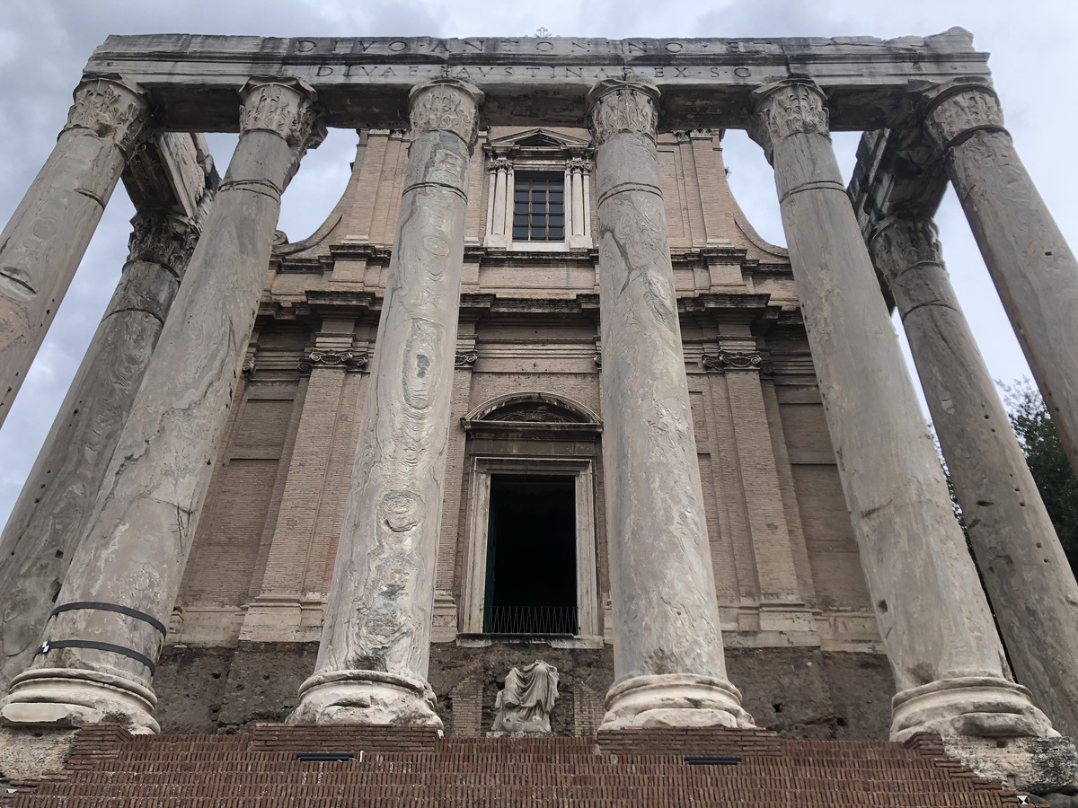 Picture Italy Rome Roman Forum 2024-09 130 - Walking Street Roman Forum