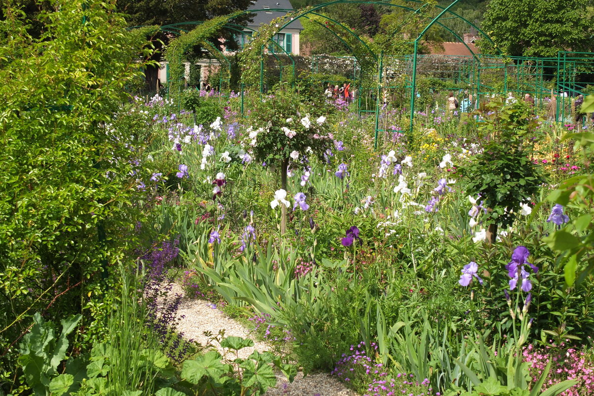 Picture France Giverny 2013-06 65 - City Sights Giverny