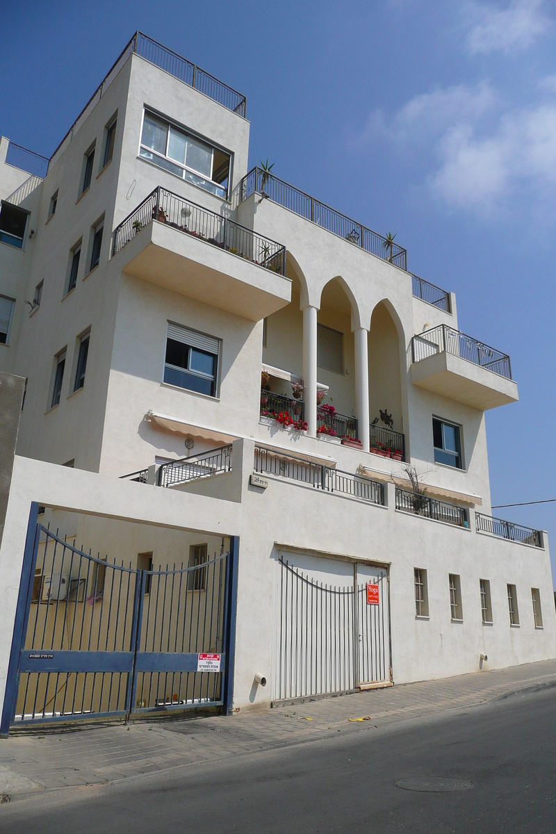 Picture Israel Bat Yam 2007-06 72 - Spring Bat Yam