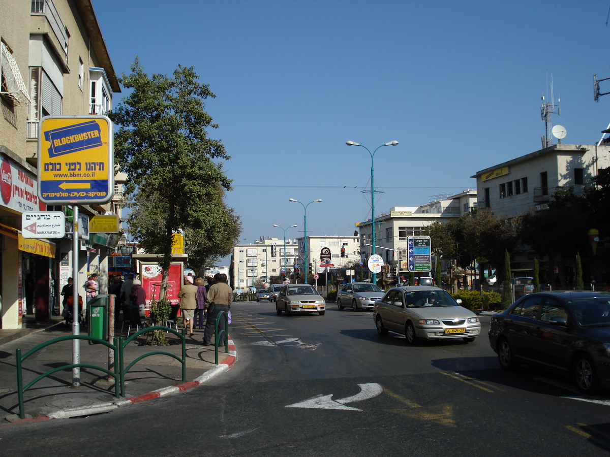 Picture Israel Haifa Carmel 2006-12 109 - City View Carmel