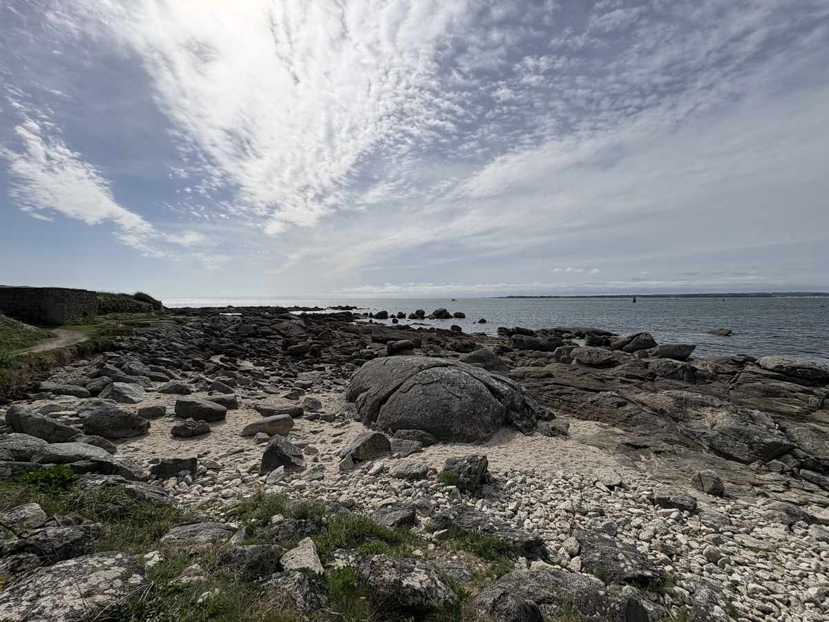 Picture France Concarneau 2026-04 56 - Hot Season Concarneau