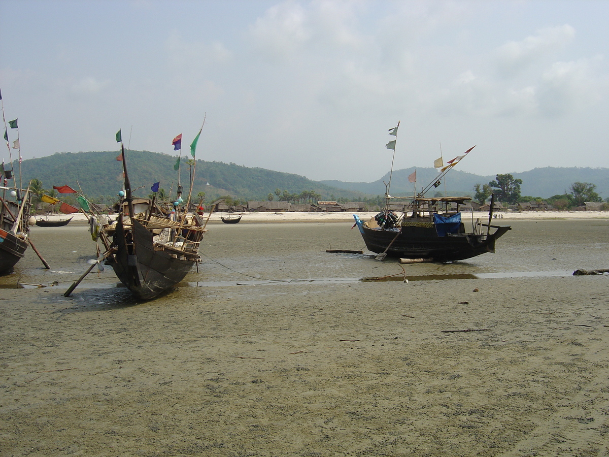 Winter Maungmagan North - Picture Myanmar Maungmagan North 2005-01 27 Picture Myanmar Maungmagan North 2005-01 27 - Winter Maungmagan North