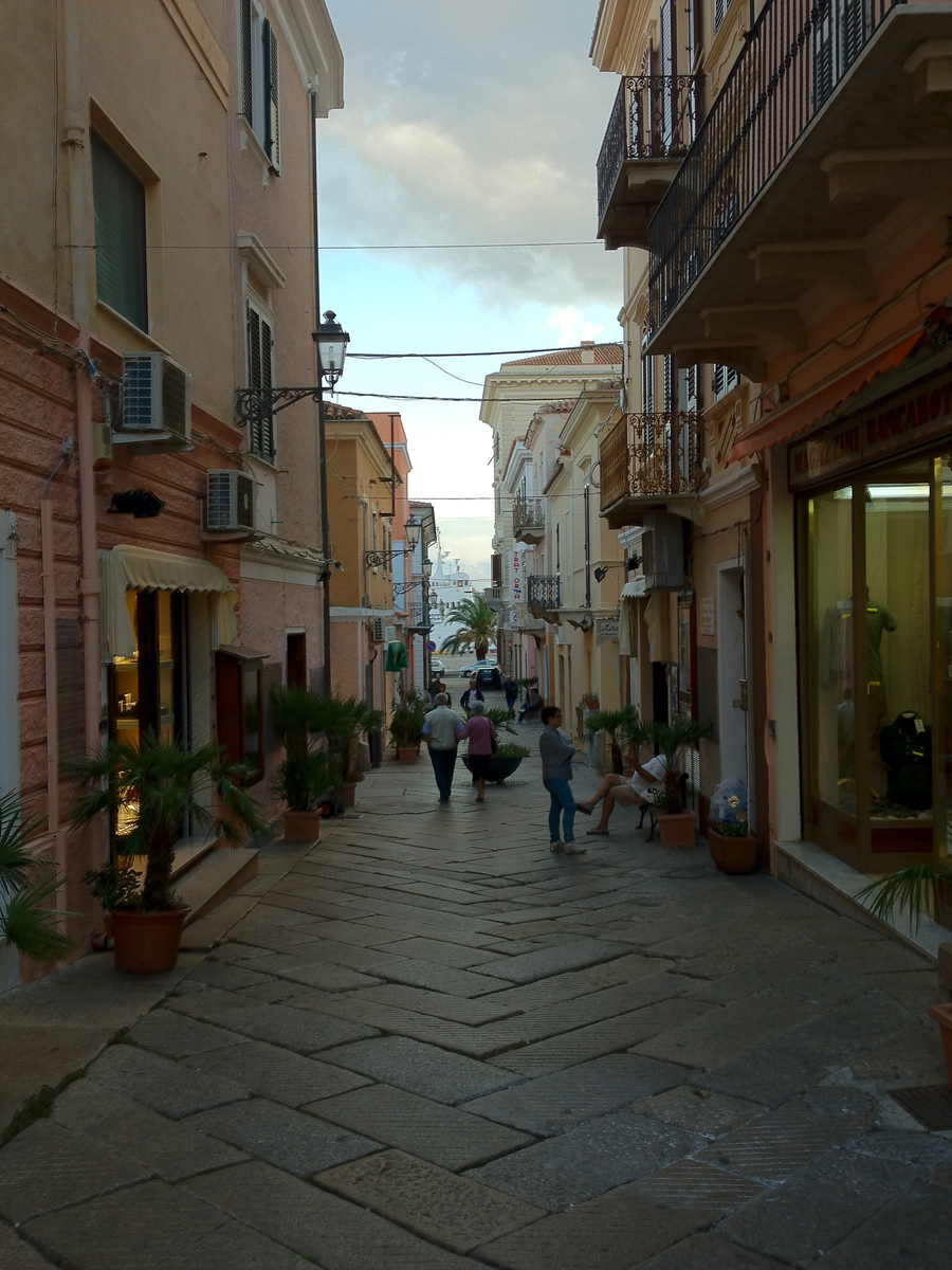 Picture Italy La Maddalena 2012-09 72 - Rooms La Maddalena