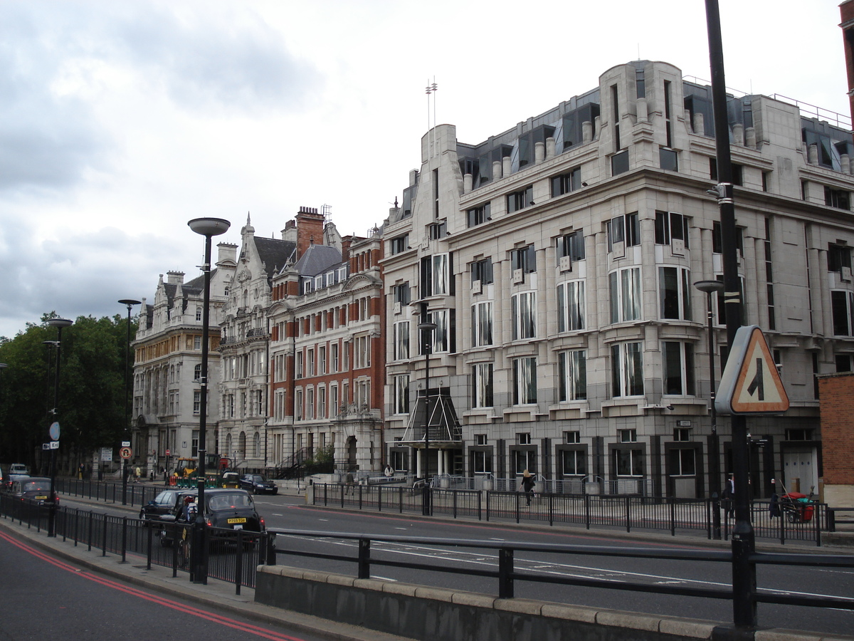 Picture United Kingdom London 2006-10 16 - Resorts London