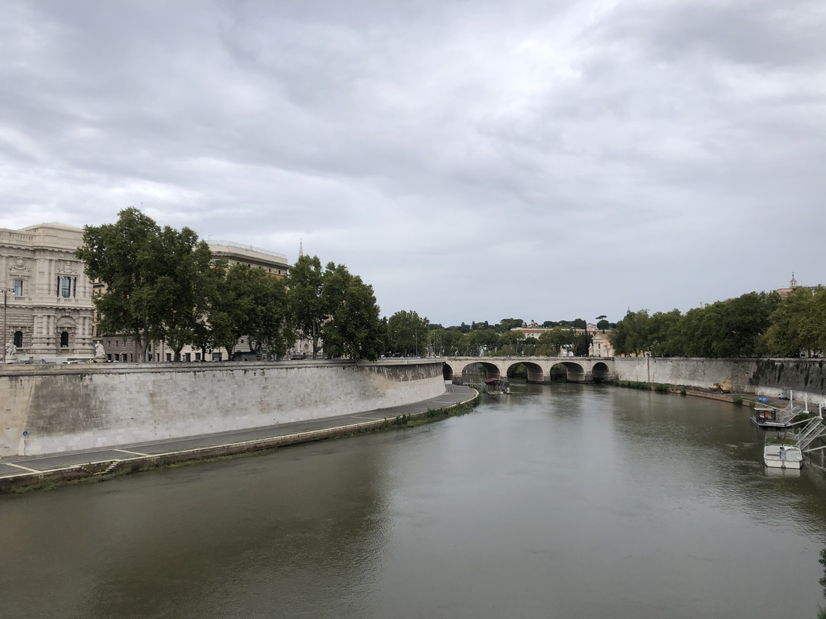 Picture Italy Rome 2024-09 101 - Rain Season Rome